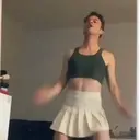 Chicos en falda 2 16
