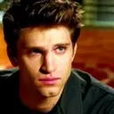 Pretty Little Liars en mov 6