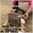 yıkılmadım
ayaktayım