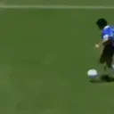 Jugadas de Maradona 1 Movi 10