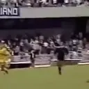 Jugadas de Maradona 1 Movi 19