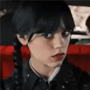 Merlina Addams 2 ️ 5