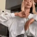 Dua LIPA mov 1
