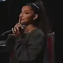 Ariana Grande mov 13