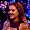 Ariana Grande mov 23