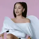 Ariana Grande mov 27